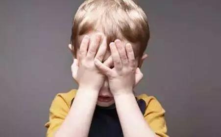 疑似自闭症忌口食物一览表,自闭症宝宝不耐受的食品有哪些