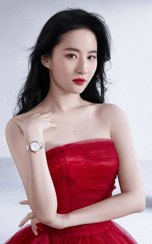 露额头对颜值要求更高,据说寸头是检验颜值的唯一标准