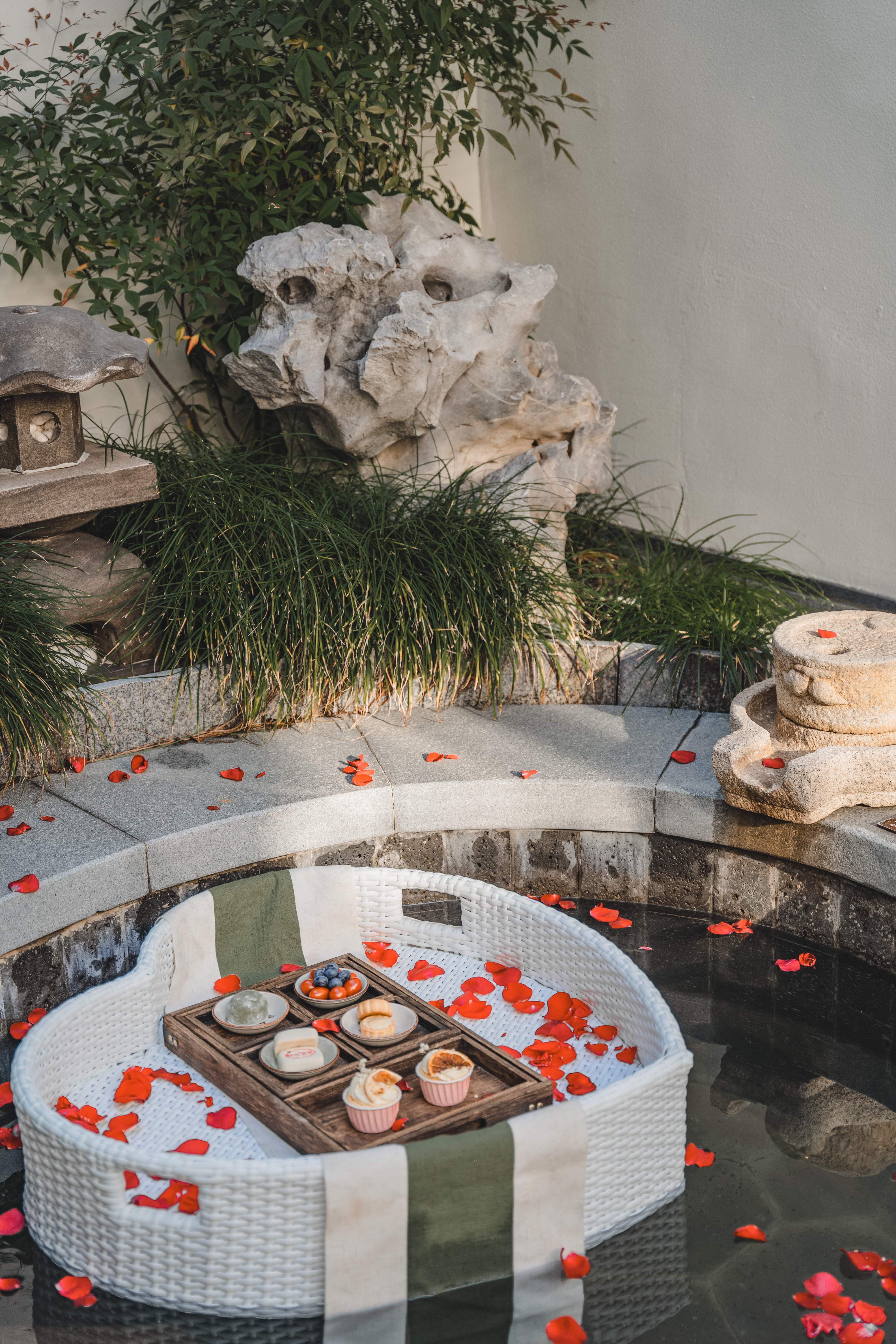 秋冬就要泡温泉呀,冬天一定要一起去泡温泉