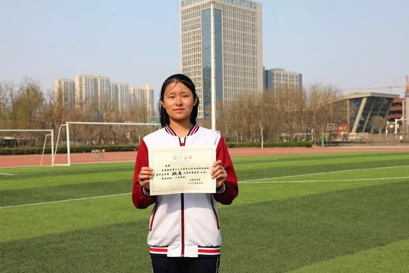 连破四项纪录!高新区中小学生田径运动会精中健儿成绩斐然