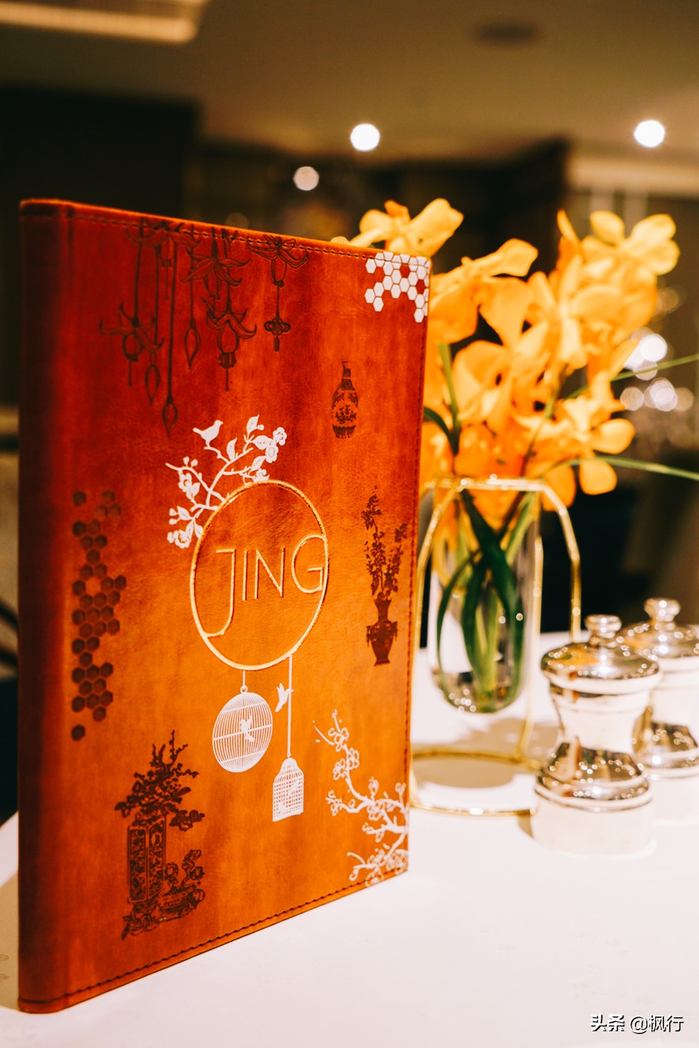 豪华王府饭店的餐厅周菜单，颜值高如帅主厨，老百姓也消费得起