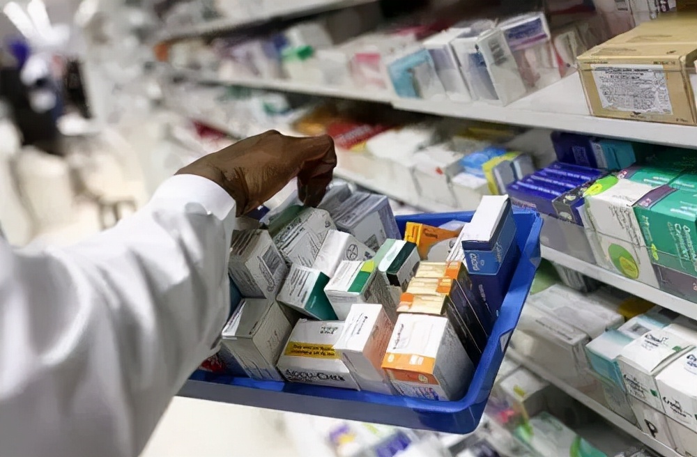 英国留学行李超重怎么处理 (英国留学托运行李攻略)