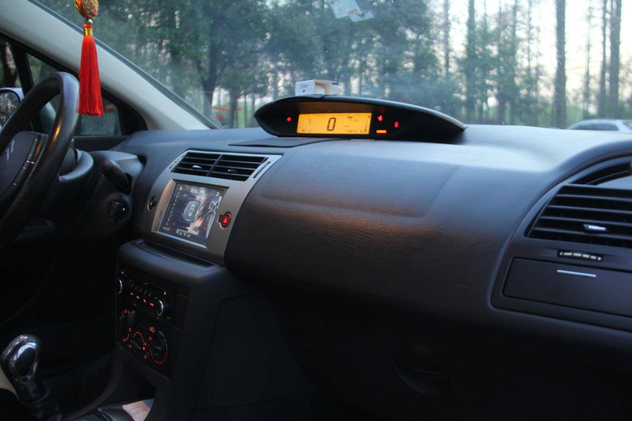 雪铁龙老款车奇葩设计,雪铁龙全新理念车