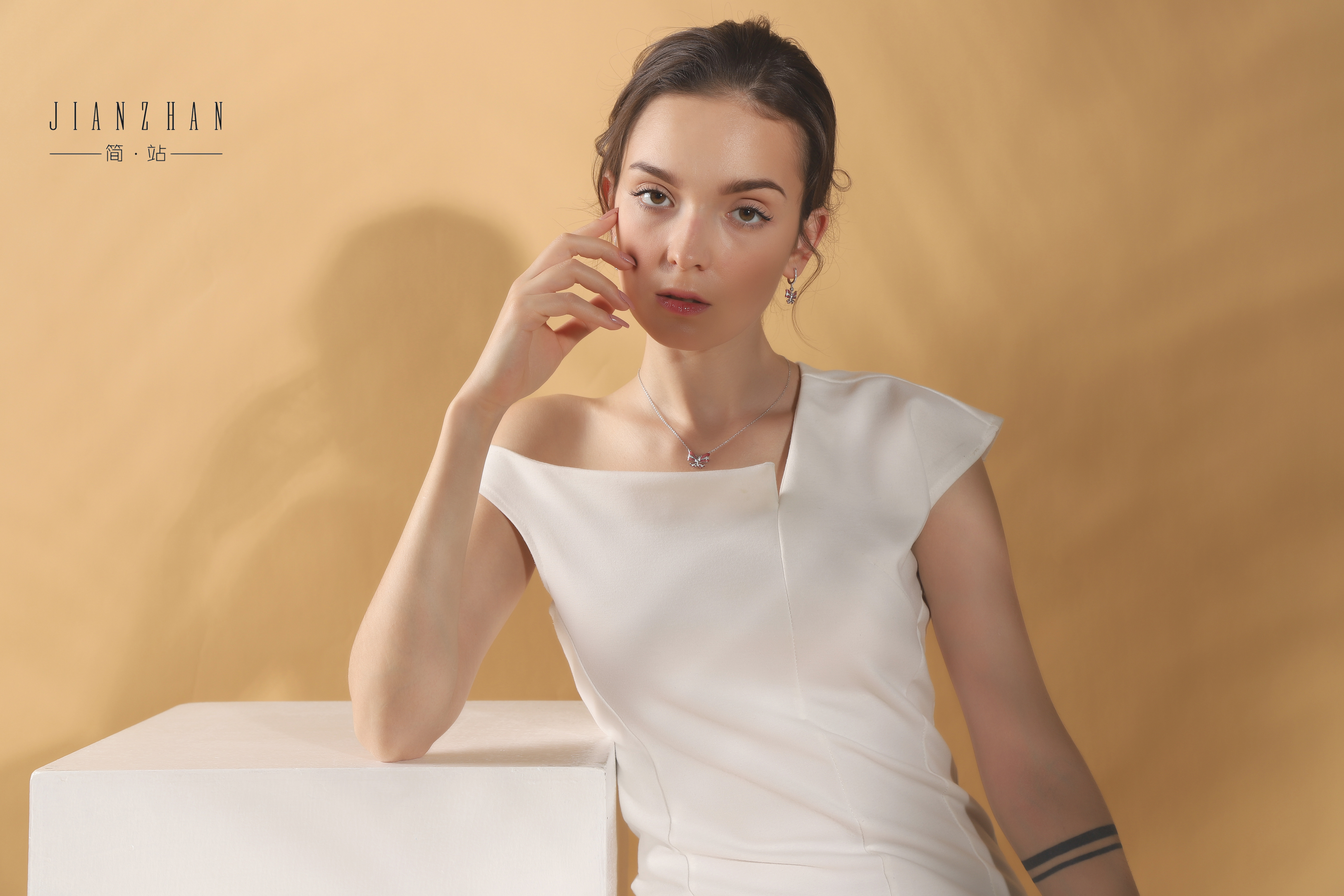 精品首饰加盟店,加盟潮流首饰连锁店