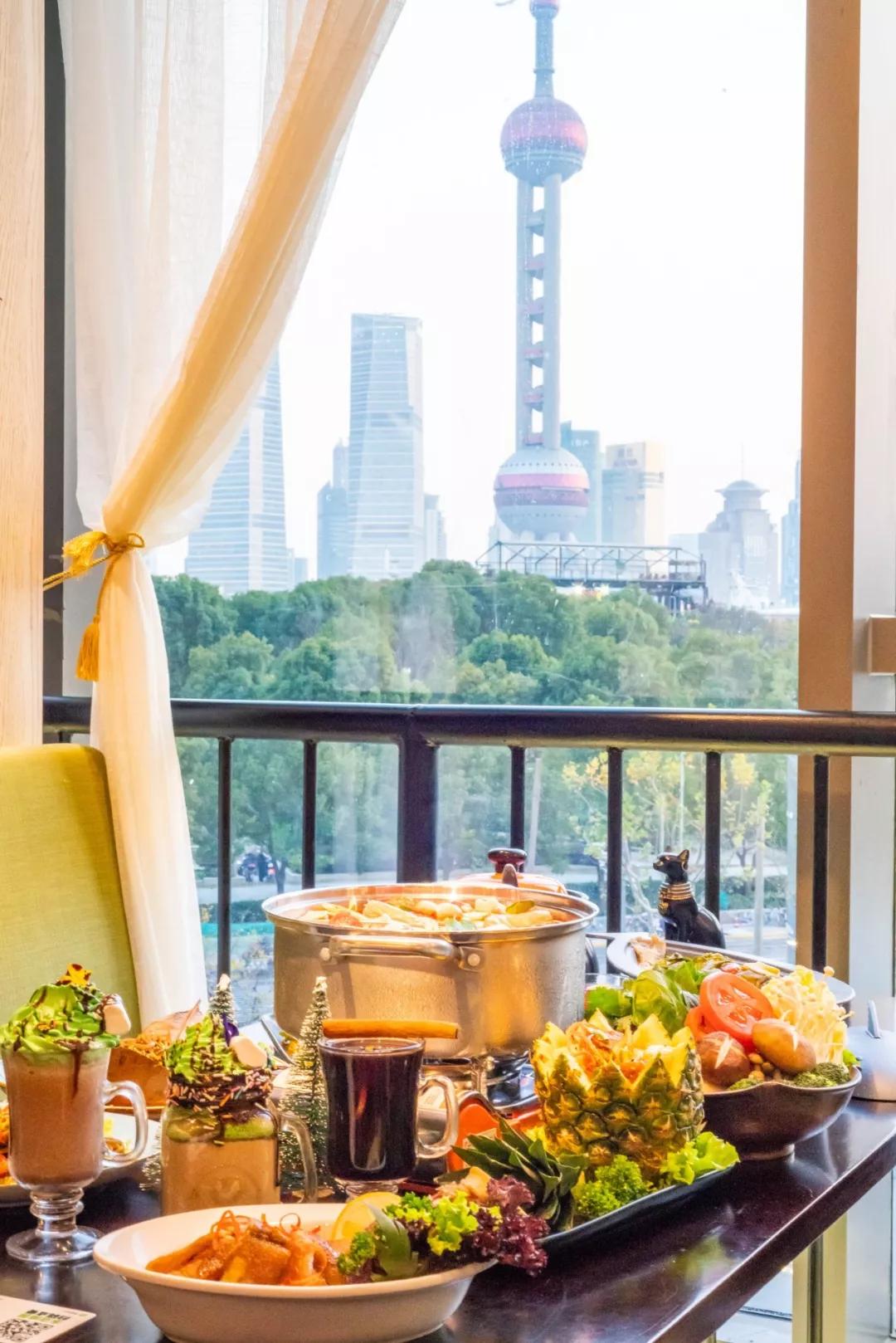 8元/锅!开在W酒店旁边的「泰国皇室料理」,“圣诞锅”涮海鲜