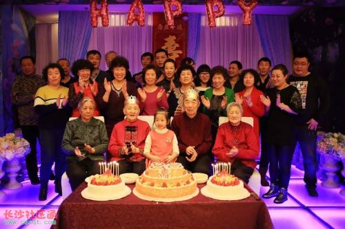 宝宝过生日过阳历还是阴历好呢,宝宝应该过农历还是阳历生日