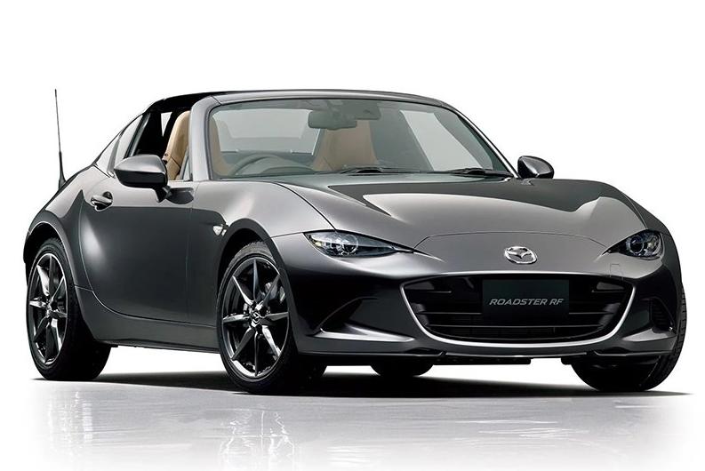 150万适合女生的软顶敞篷跑车,撩妹应该租哪款硬顶敞篷车