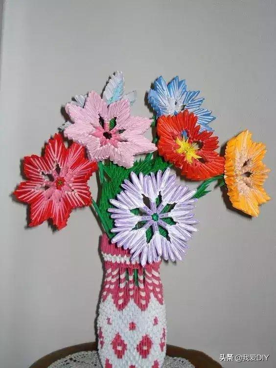 一张三角插纸，小时候肯定玩过，让人一拼就停不下来！附教程