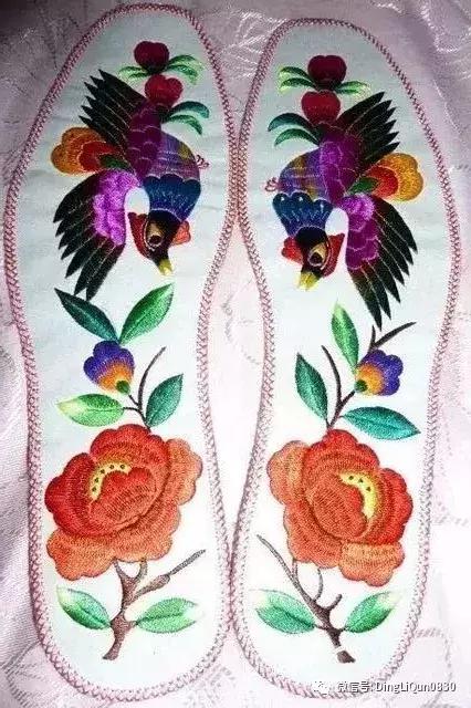 鞋垫上的刺绣艺术欣赏,鞋垫刺绣怎么刺绣熊猫嘴巴