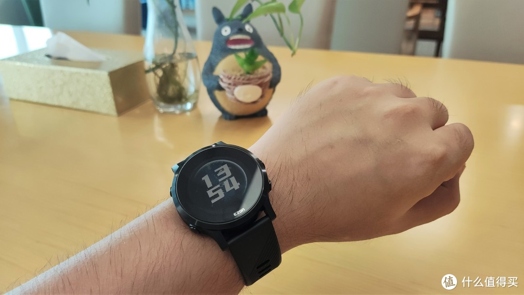 宜准r6跑步数据怎么与手机同步,宜准r6跑步手表表带