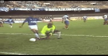 最经典的10大进球,足球十大精彩进球罗纳尔多