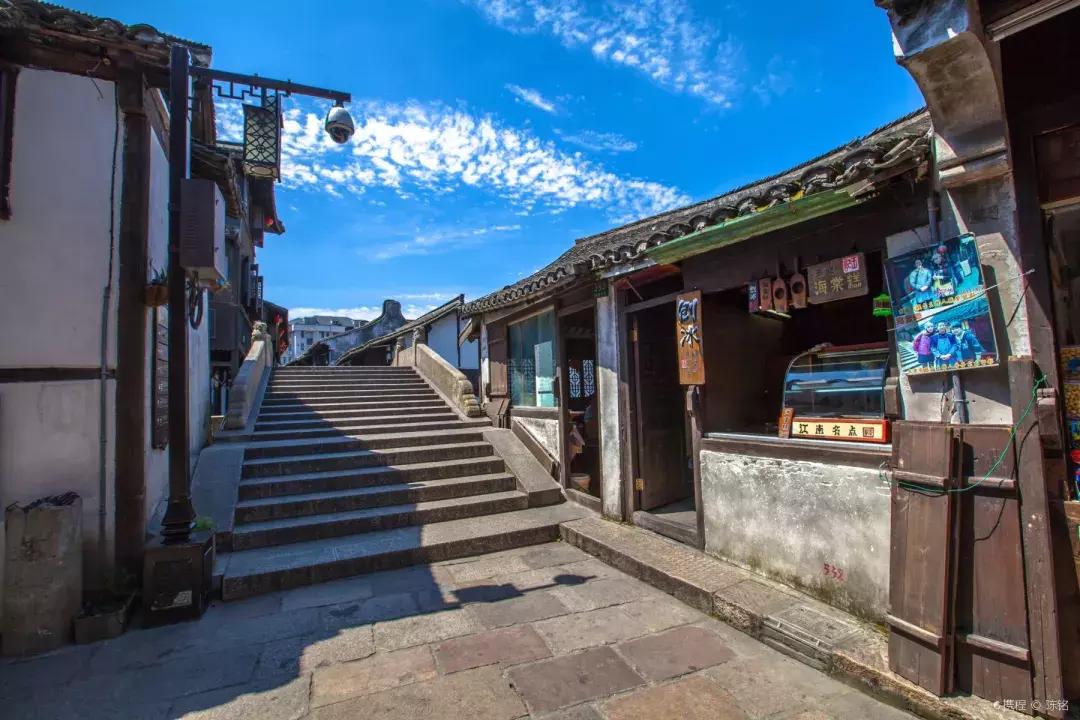上海周边最值得去的5a夜景古镇,上海一日游古镇最佳路线免费景点