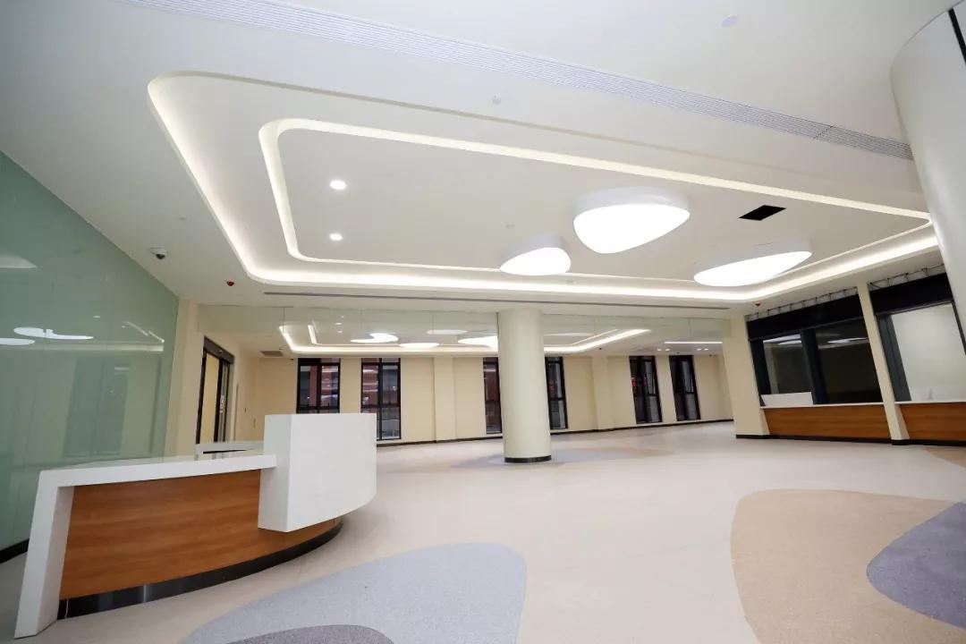 工人医院总院搬迁,一期工程竣工！大量美图曝光，简直太气派了