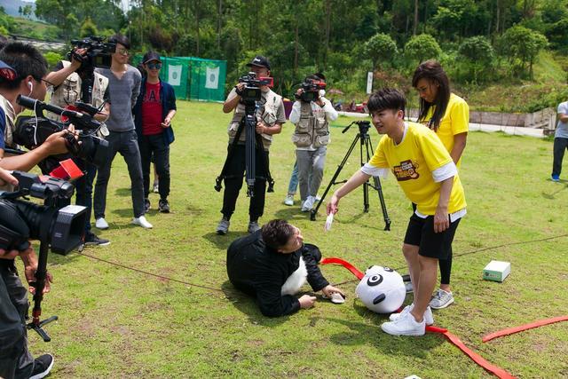 小平故里到华蓥山花海人家要多远,广安华蓥山小平故里