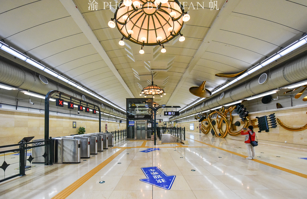 地铁装饰图片,特色地铁站装饰