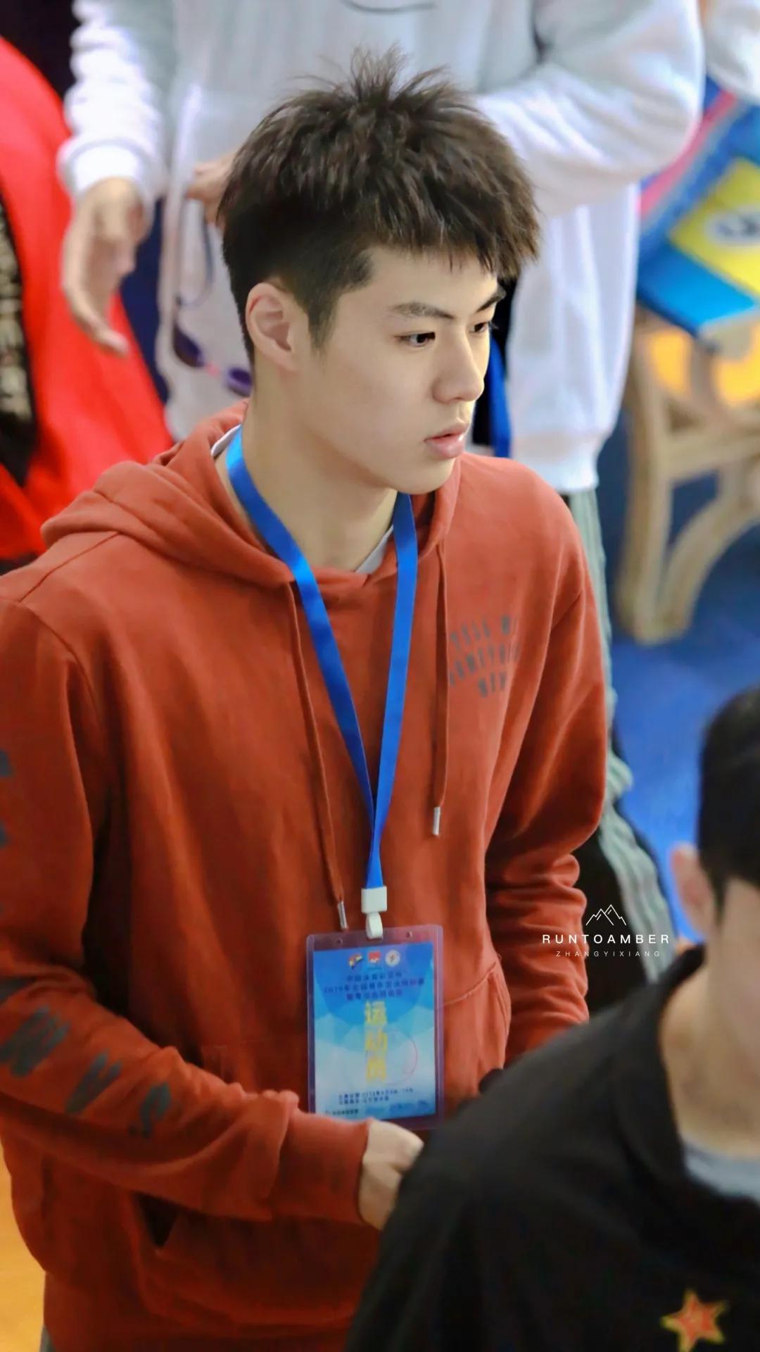 太害羞怎么谈恋爱,和体育生谈恋爱有多浪漫