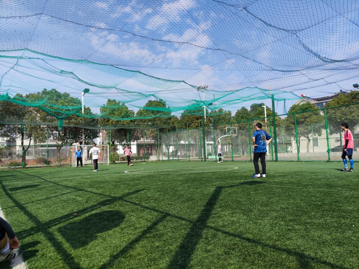 怎么快速融入一个篮球圈子,如何快速融入球队