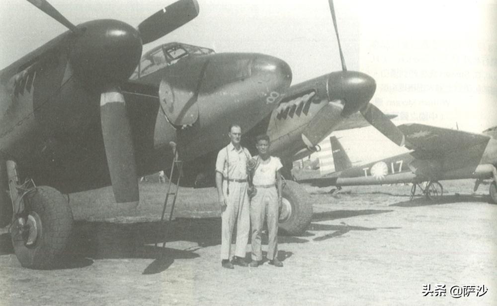 折中国战斗机,折翼战鹰战斗机