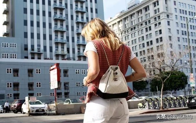 chanel包包有哪些经典款呀,lvdiorchanel包包哪个保值