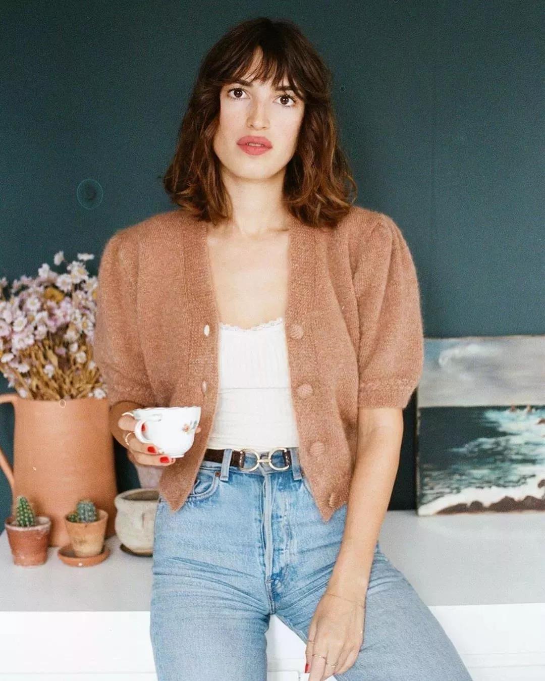 t恤奶奶裤减龄时髦显气质火了,灯芯绒裤子大码秋冬加绒奶奶裤