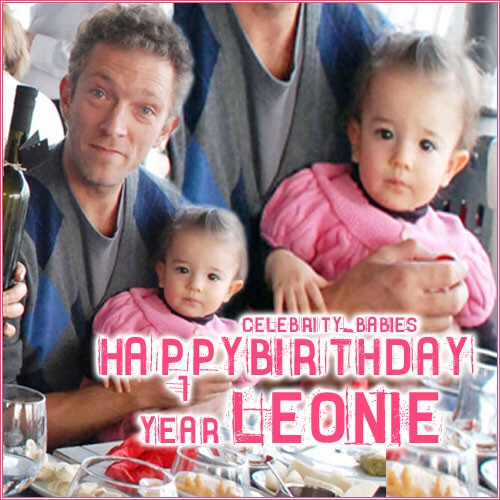 莫妮卡•贝鲁奇穿开叉裙,身材火辣不似55岁,10岁女儿颜值却被嘲