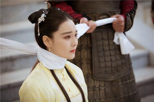 饮鸩止渴中的鸩指的是什么意思,饮鸩止渴的鸩是什么意思怎么读