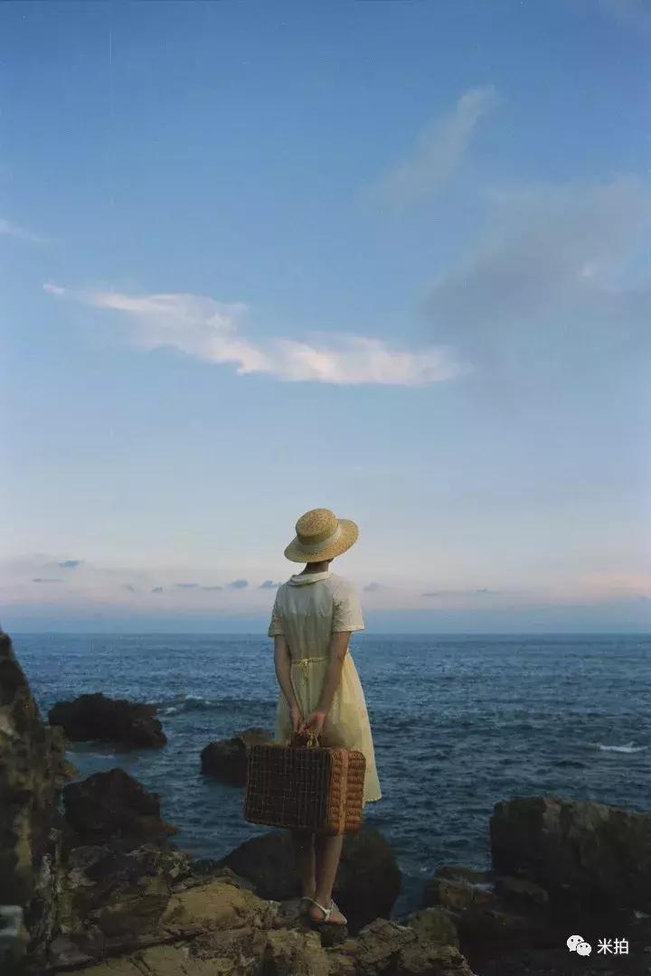 男摄影师爱上女富婆,男生摄影师爱上了美女