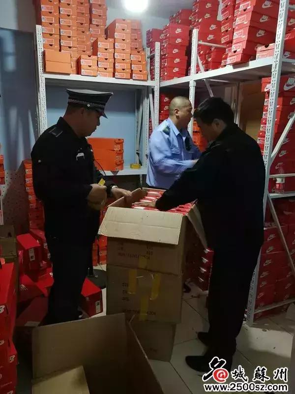 十万个品牌耐克运动鞋,耐克阿迪名牌鞋