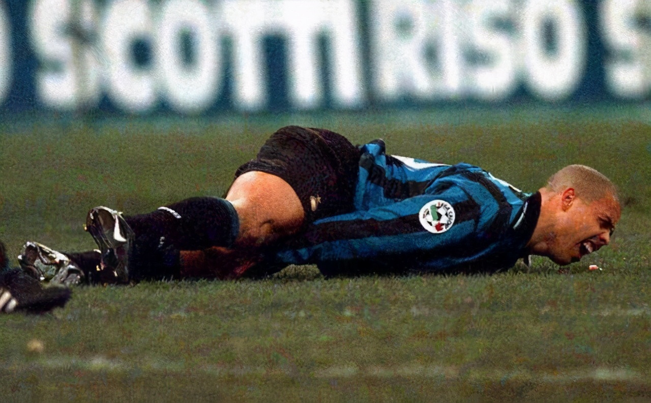 踢足球哪些动作容易受伤,踢足球容易受哪些伤