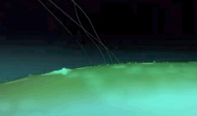 最新科技前沿技术人工智能,科幻中的脑机接口技术