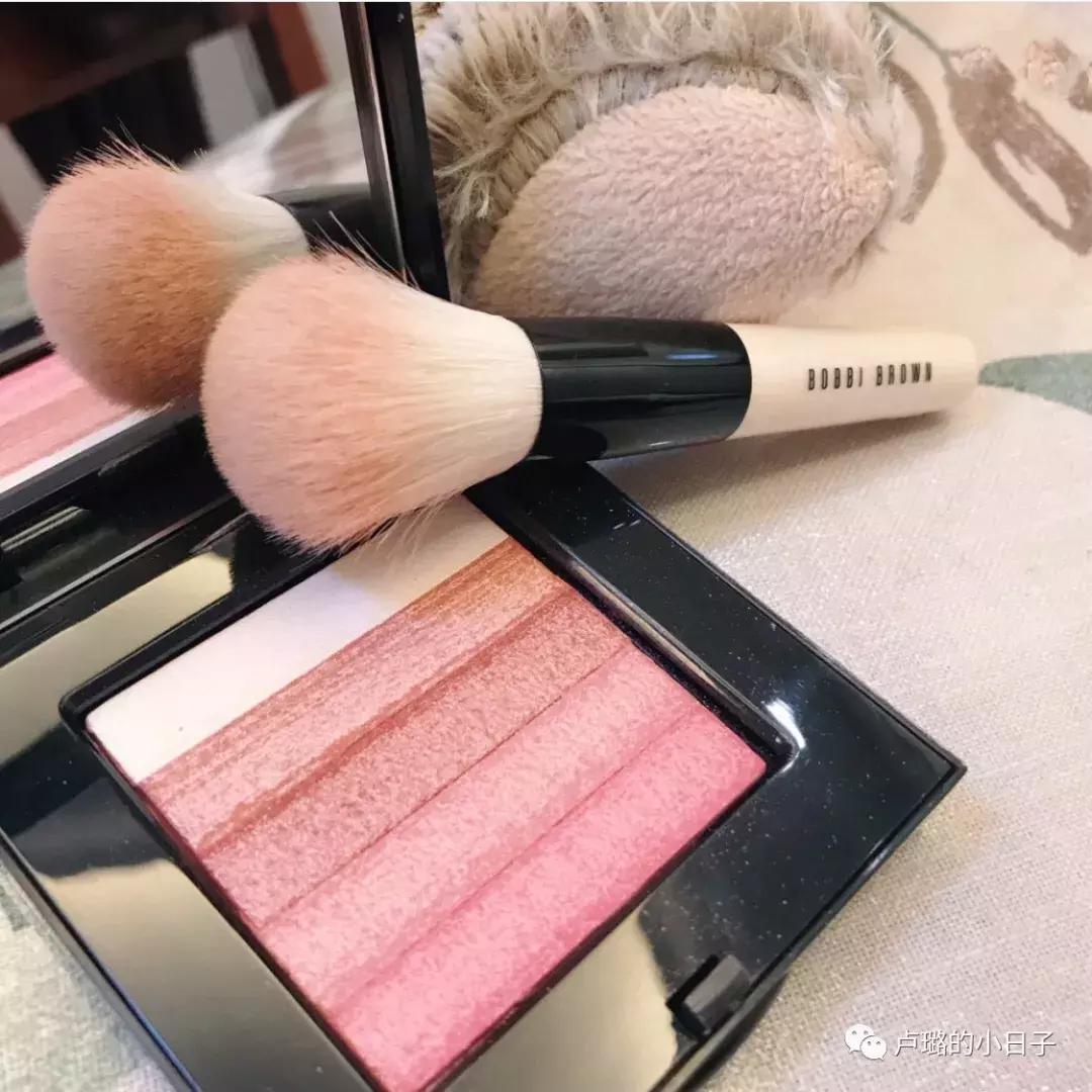 没这10样产品,我根本不敢出门!外出旅行化妆包大公开