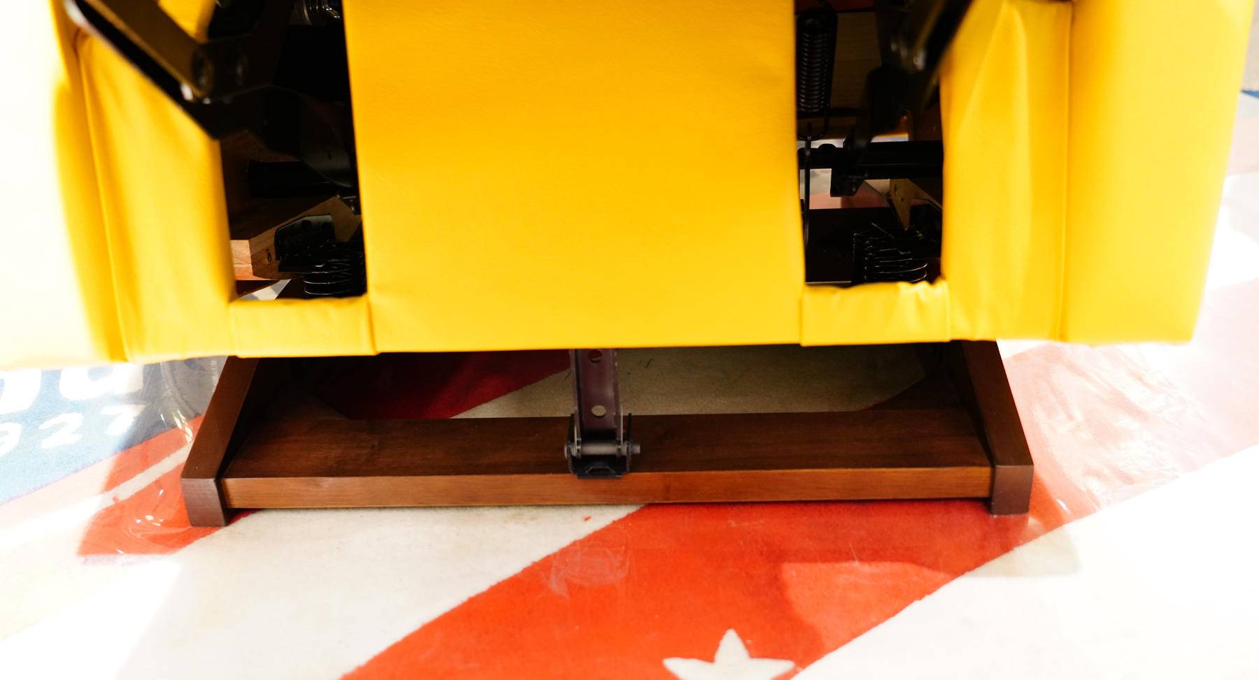 乐至宝沙发和芝华仕哪个档次高,乐至宝和芝华仕一万多沙发哪个好