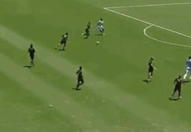 巴洛特利快乐足球失误集锦,足坛失误集锦第一季