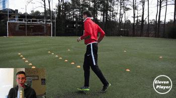 足球整体快速反击战术训练,足球训练变向训练教案