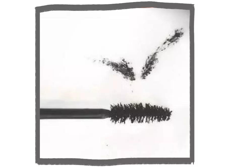 素颜比化妆好看怎么回事,素颜比化妆好看的女生