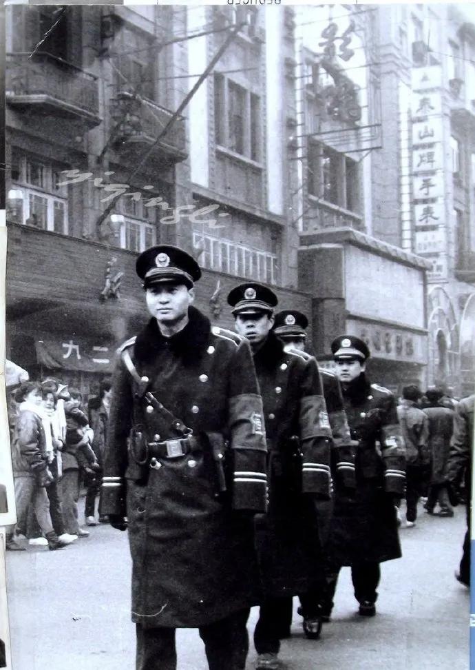 天津绝版老照片,不太老的天津老照片