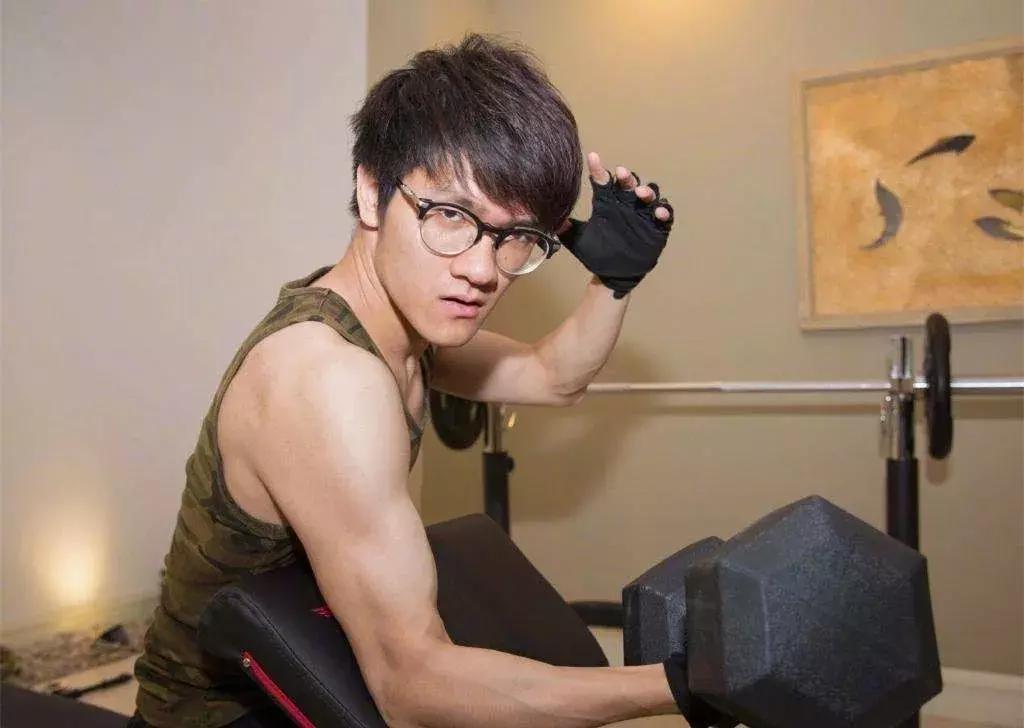 打游戏太强了把对方气死了犯法吗,打游戏打输发脾气