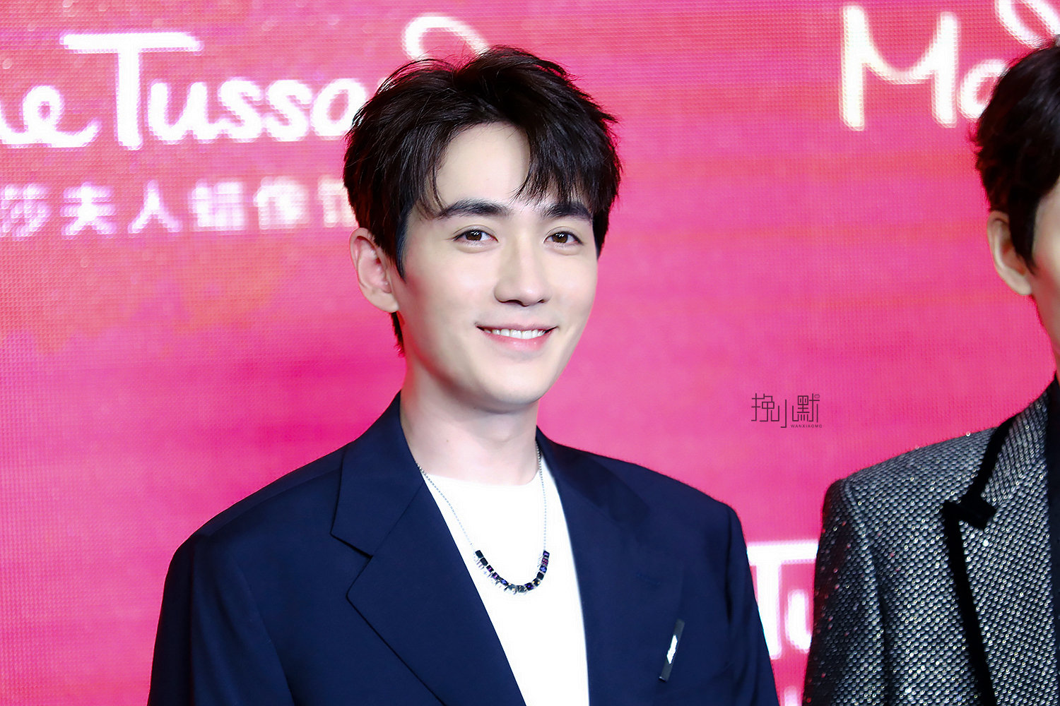 做梦梦到朱一龙,梦到与朱一龙相爱