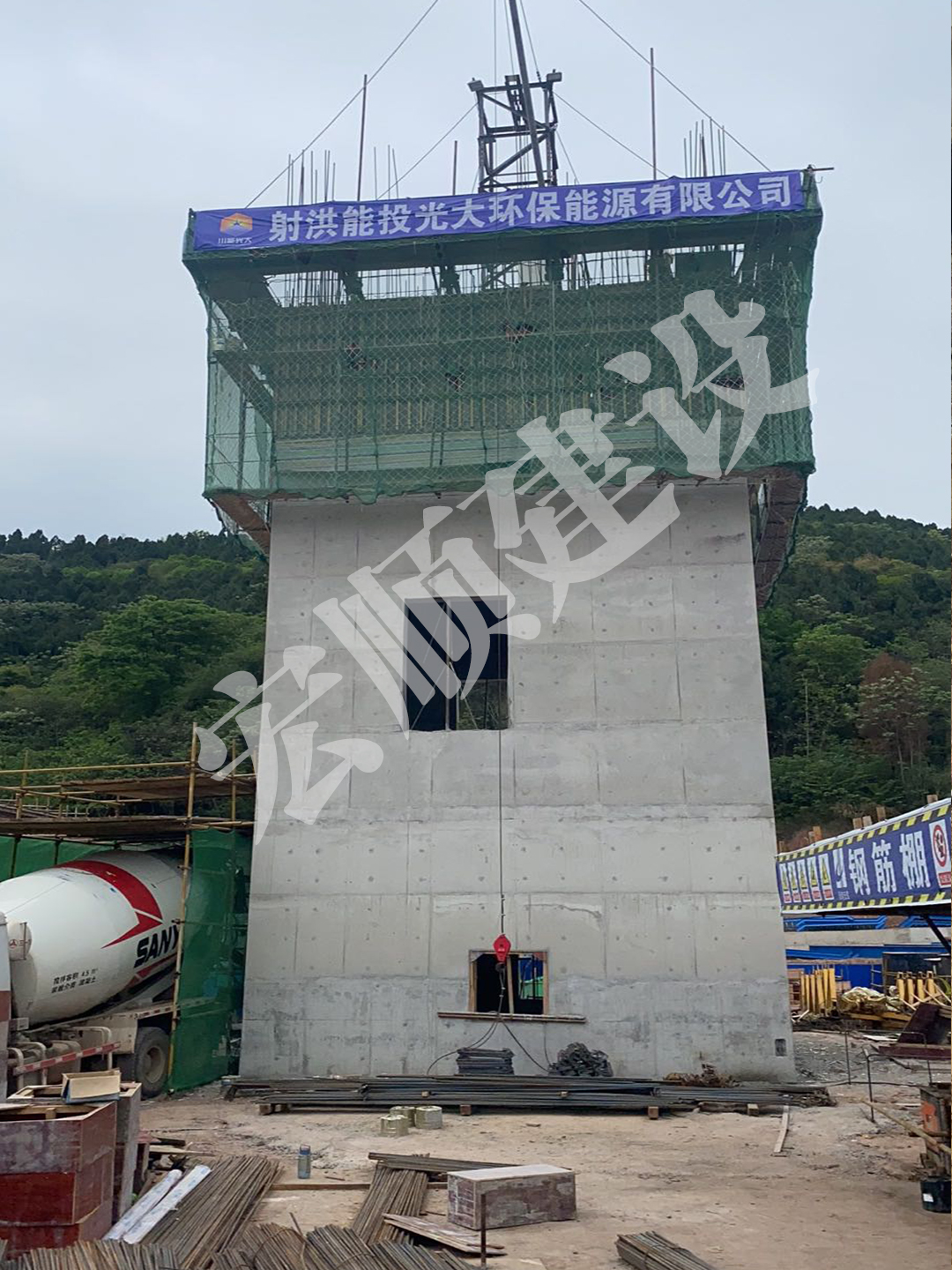 方形烟囱新建工程,100米烟囱新建施工公司