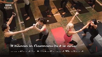 练习瑜伽每逢佳节胖三斤,每逢佳节胖三斤要来练瑜伽