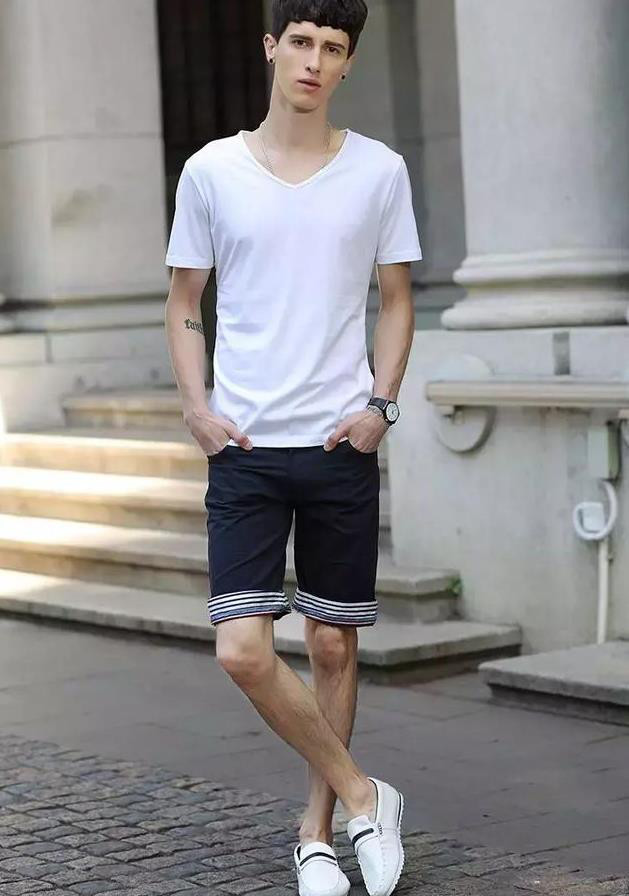 夏天t恤男生穿搭简单,男士夏季t恤穿搭技巧