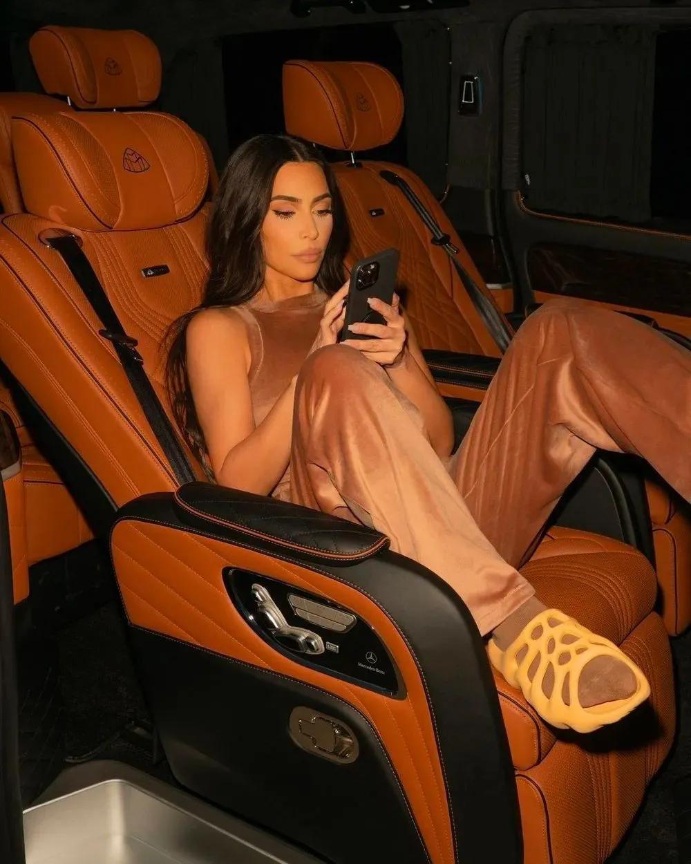 yeezy多少钱一双正品,yeezy450黑色搭配