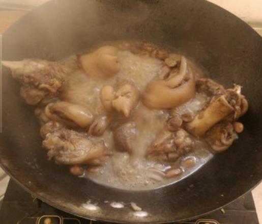 自己炒的菜吃不下去,自己炒的菜咋那么难吃