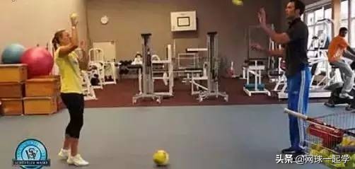 网球新手如何一个人找球感,网球球感怎么提升