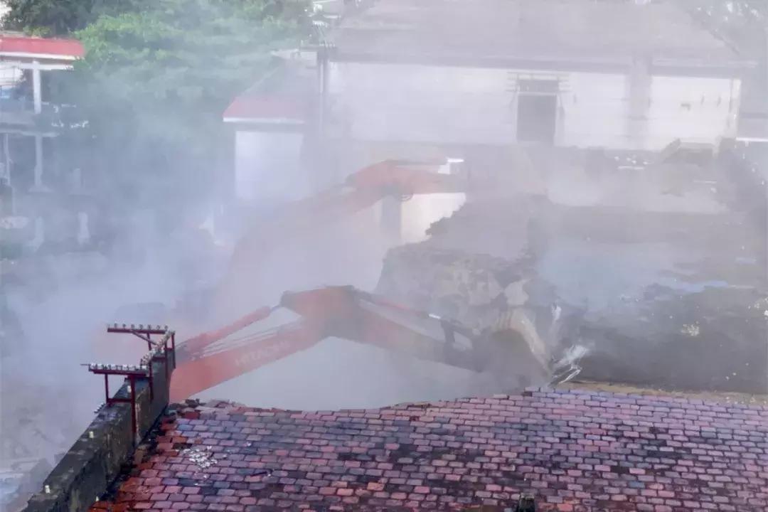 再见,1980!——三亚中心医院(原农垦三亚医院)住院部今日开拆!