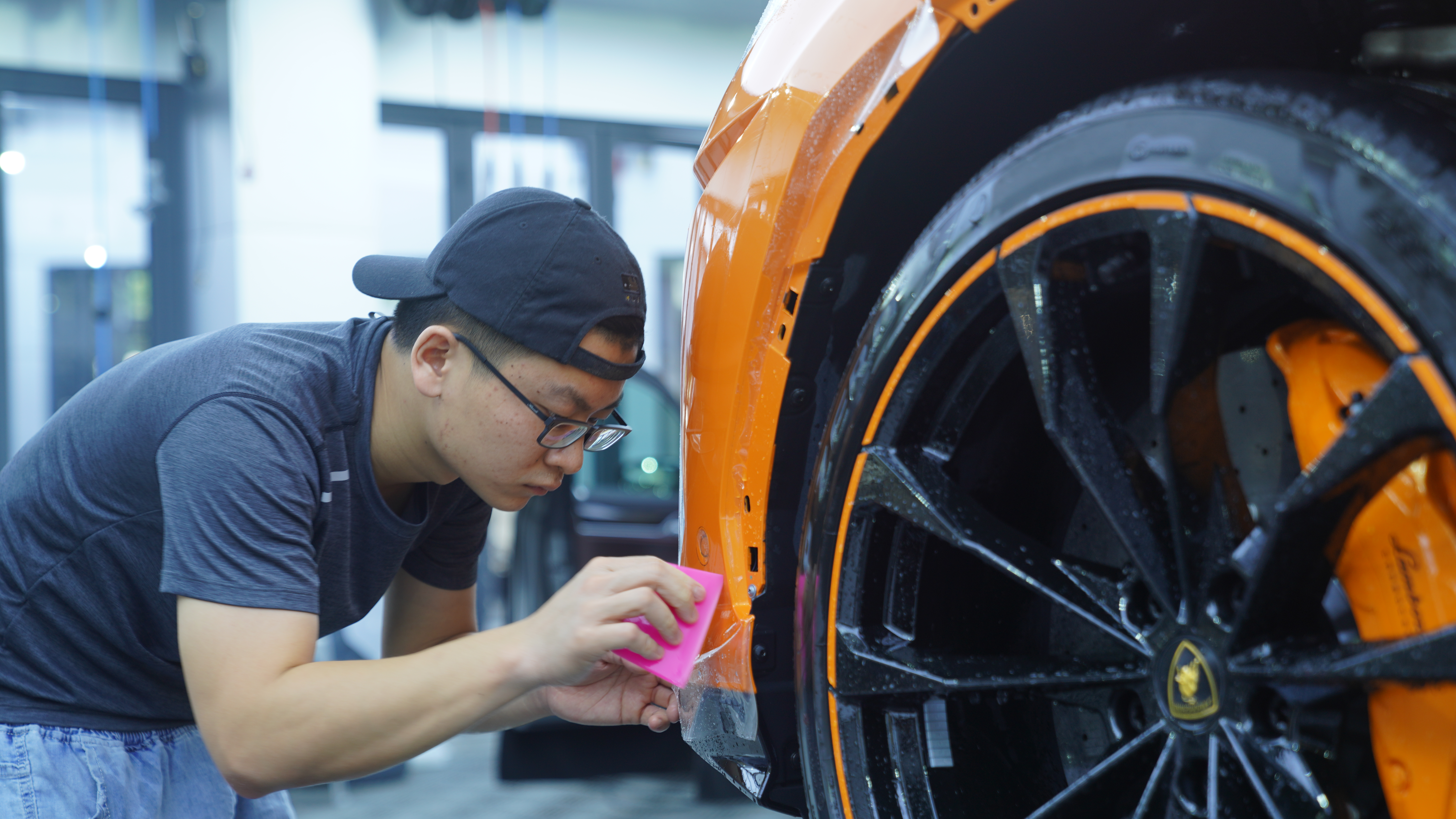 贴隐形车衣有没有必要贴膜,贴隐形车衣和贴膜有什么区别