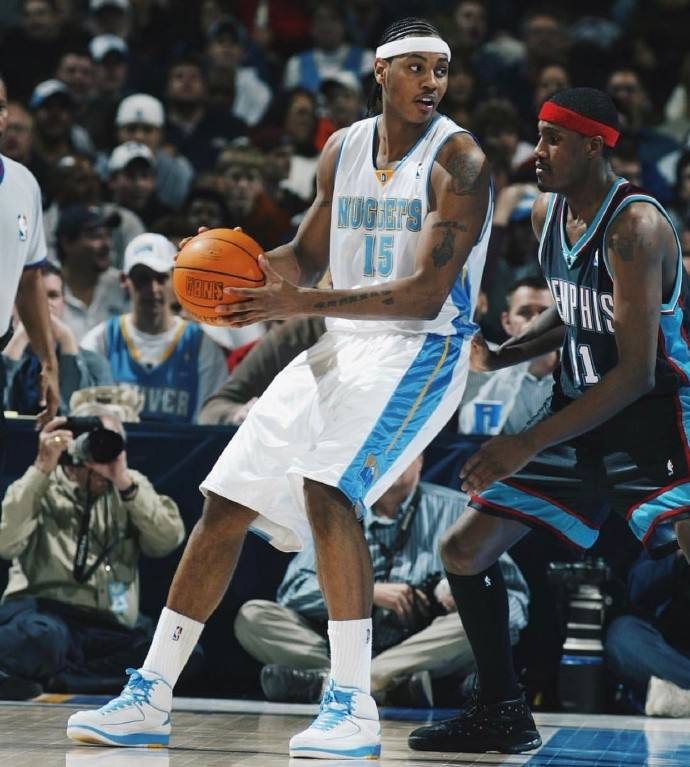 aj2鸳鸯鞋配色,最近比较火的球鞋aj