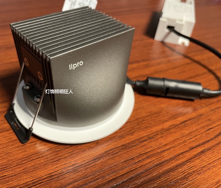 魅族lipro灯珠,魅族lipro射灯测评
