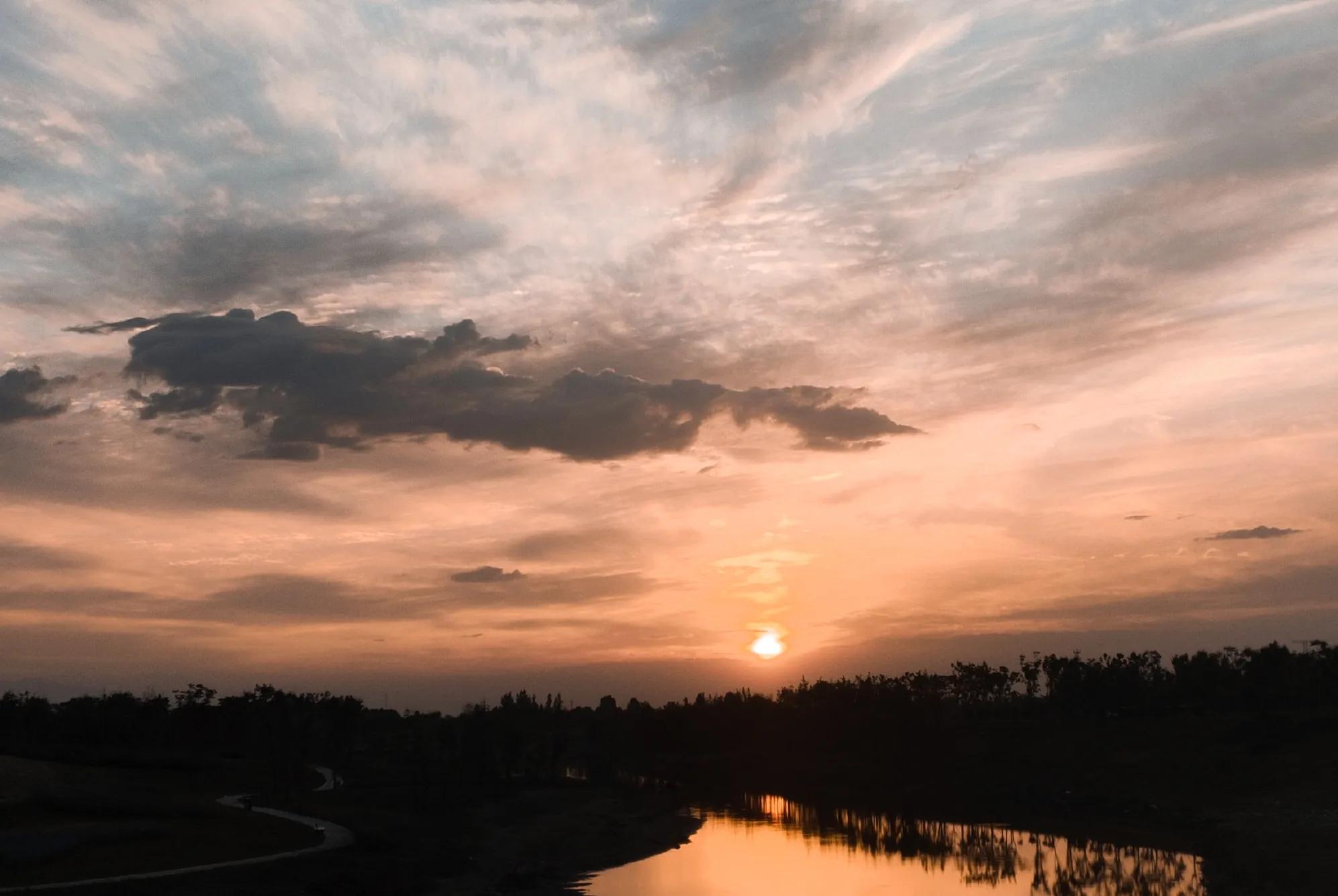 生活要继续歌曲,生活还要继续下去