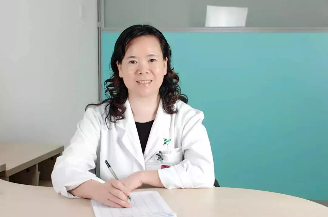 有卧蚕但是笑得不好看,有卧蚕好看还是不好看